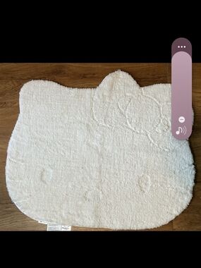 Hello Kitty White Plush Bath Mat